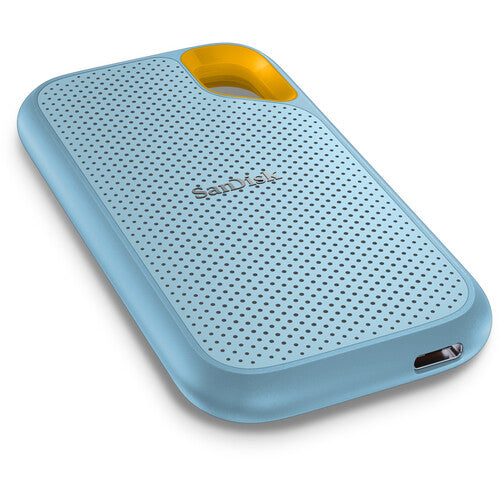 SanDisk Extreme Portable SSD 1050MB/s R, 1000MB/s W, PC, MAC, 4TB, 5Y Warranty, Sky Blue color